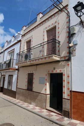 Foto 1 de Casa en venta en calle Jazmín de 3 habitaciones con terraza y balcón