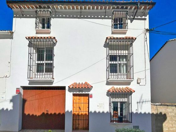 Foto 1 de Casa adossada en venda a calle Pie de Palo de 4 habitacions amb terrassa i garatge