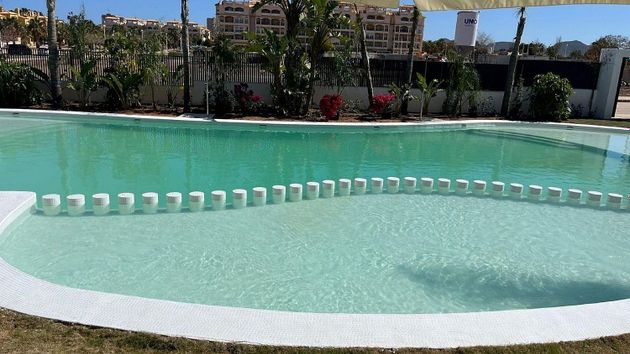Foto 1 de Piso en venta en Polígono Santa Ana de 2 habitaciones con terraza y piscina