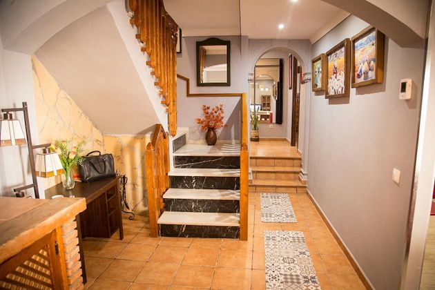 Foto 2 de Casa en venda a Guaro de 4 habitacions amb terrassa i garatge