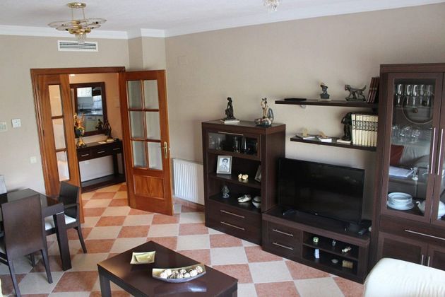 Foto 1 de Piso en venta en Centro - Cáceres de 3 habitaciones con balcón y aire acondicionado