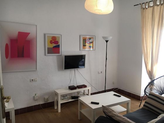 Foto 1 de Piso en alquiler en Pajaritos - Plaza de Toros de 3 habitaciones con muebles y calefacción