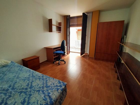 Foto 1 de Pis en lloguer a Centro - Sagrario de 2 habitacions amb mobles i balcó