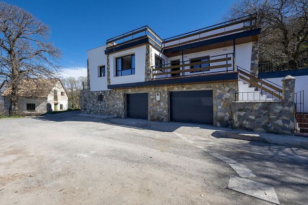 Foto 1 de Casa rural en venta en Sierra Nevada - Pradollano de 4 habitaciones con terraza y garaje