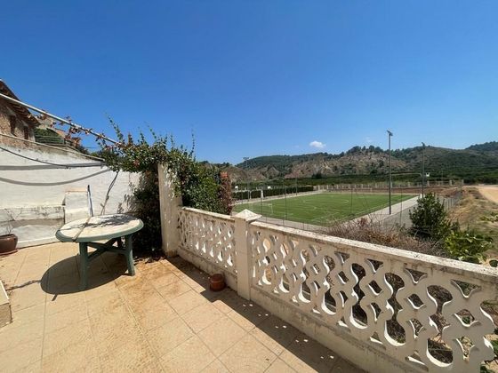 Foto 2 de Casa en venda a Sellent de 5 habitacions amb terrassa i piscina