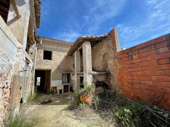Foto 1 de Venta de casa en calle Del Castillo de 3 habitaciones con terraza y jardín