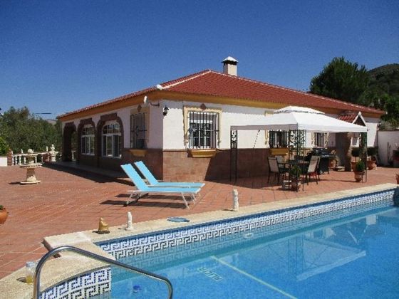 Foto 1 de Casa rural en venda a Almogía de 4 habitacions amb terrassa i piscina