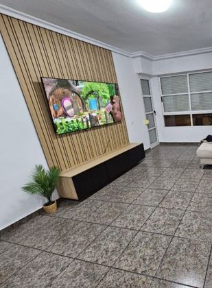 Foto 2 de Venta de piso en calle Poeta Federico García Lorca de 4 habitaciones con garaje y balcón