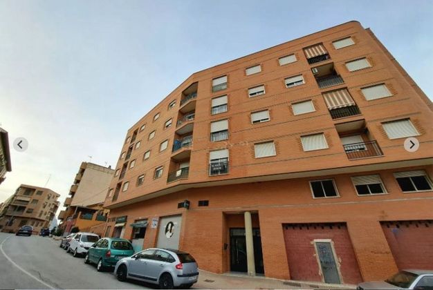 Foto 1 de Pis en venda a avenida De Cieza de 4 habitacions amb terrassa i garatge