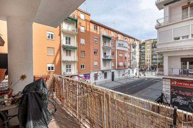 Foto 2 de Pis en venda a Camino de Ronda - Rosaleda de 5 habitacions amb terrassa i aire acondicionat