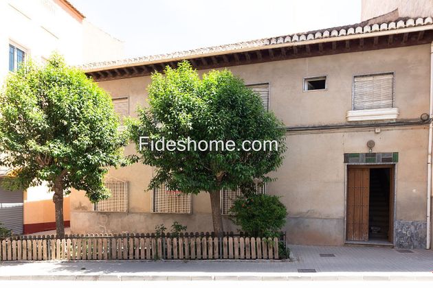 Foto 1 de Casa en venda a calle Barrio de 8 habitacions amb terrassa i garatge