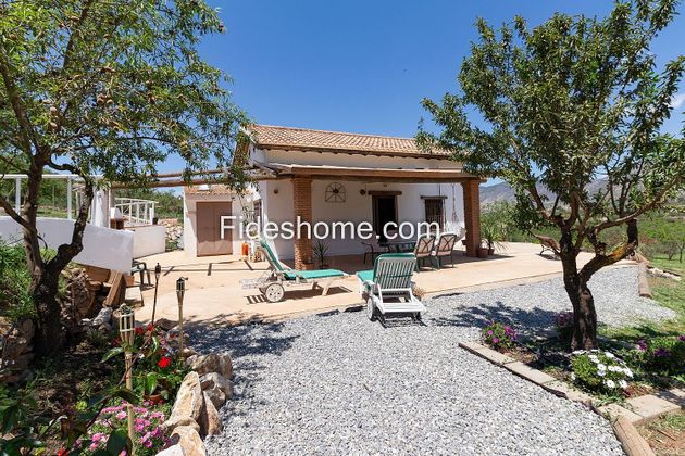 Foto 2 de Casa rural en venda a calle Xcq+Vg Dúrcal España de 2 habitacions amb terrassa i jardí