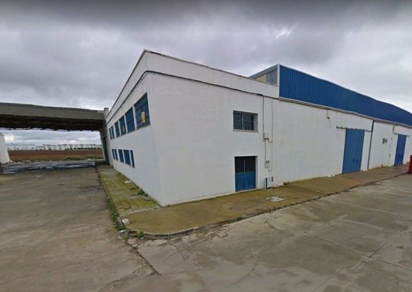 Foto 2 de Edifici en venda a Zona la Ribera - Alqueria - Río de 205 m²