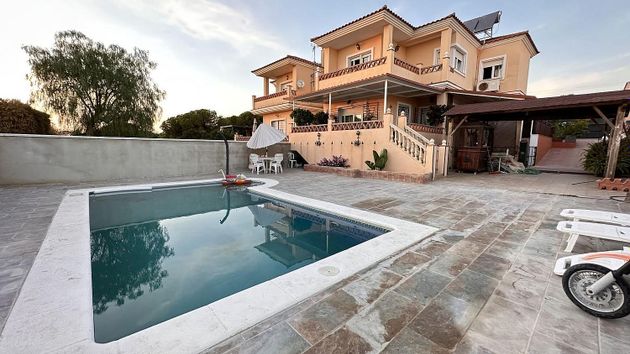 Foto 1 de Xalet en venda a Palos de la Frontera de 4 habitacions amb terrassa i piscina