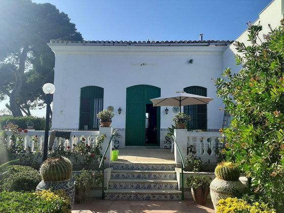 Foto 2 de Casa en venda a calle Terrazas de 3 habitacions amb terrassa i jardí