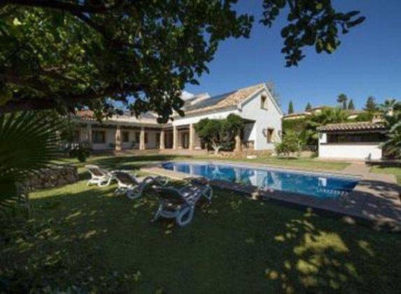 Foto 1 de Chalet en venta en Mijas Golf de 5 habitaciones con terraza y piscina