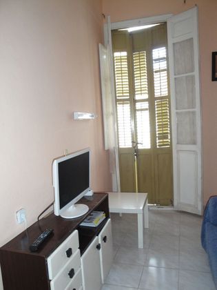 Foto 2 de Piso en venta en Melilla de 1 habitación con balcón