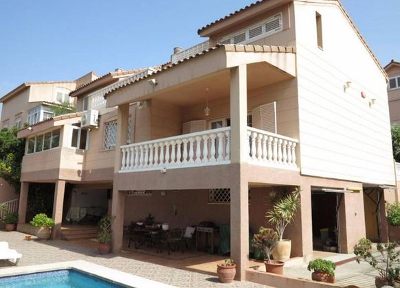 Foto 1 de Xalet en venda a calle Jardin Valenciano de 6 habitacions amb terrassa i piscina
