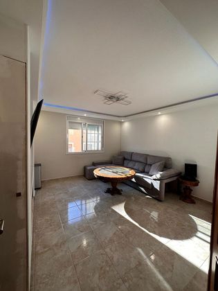 Foto 1 de Pis en venda a calle Orense de 3 habitacions amb ascensor