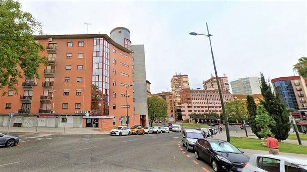 Foto 1 de Alquiler de piso en Conquero - San Sebastián de 1 habitación con muebles y balcón