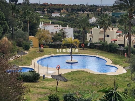 Foto 1 de Pis en venda a calle Arroyo Las Cañas de 3 habitacions amb terrassa i piscina