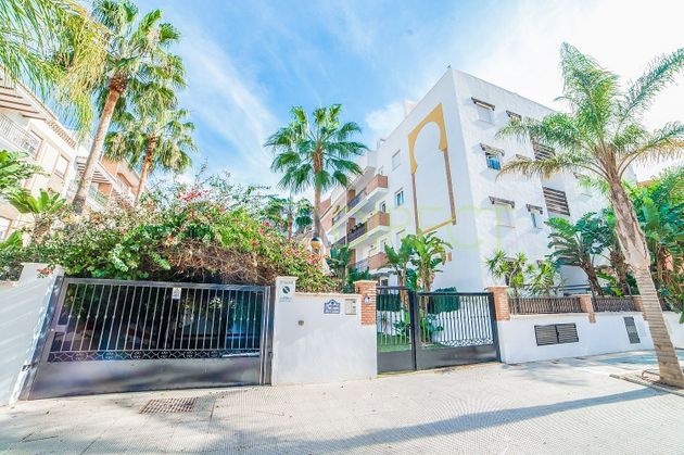 Foto 2 de Pis en venda a Playa de Granada de 2 habitacions amb terrassa i piscina
