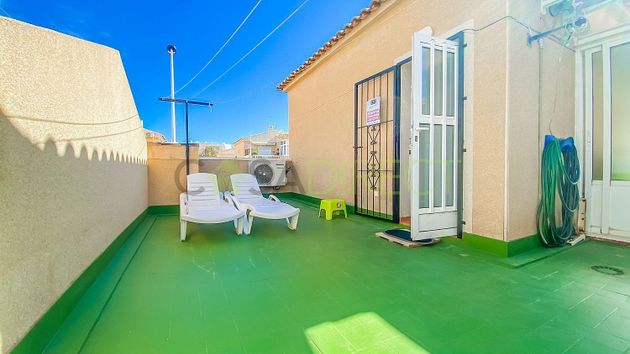 Foto 1 de Dúplex en lloguer a Nueva Torrevieja - Aguas Nuevas de 3 habitacions amb terrassa i piscina
