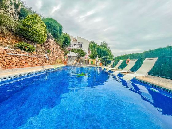 Foto 1 de Casa rural en venda a Frigiliana de 7 habitacions amb terrassa i piscina
