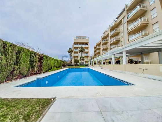 Foto 2 de Pis en lloguer a Playa de Granada de 2 habitacions amb terrassa i piscina