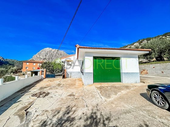 Foto 2 de Casa rural en venda a Alfarnatejo de 3 habitacions amb terrassa i jardí