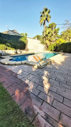 Foto 2 de Xalet en lloguer a La Cañada de 7 habitacions amb terrassa i piscina