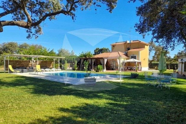 Foto 2 de Casa en venda a Ctra de Sevilla - Ronda sur de 4 habitacions amb terrassa i piscina