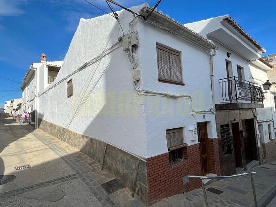 Foto 2 de Casa en venda a calle Pereo de 3 habitacions amb terrassa