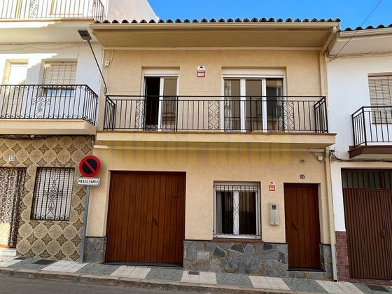 Foto 2 de Casa en venda a calle Andalucia de 5 habitacions amb terrassa i garatge