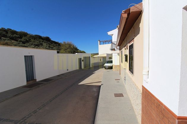 Foto 2 de Casa en venda a calle Arroyo de 3 habitacions amb terrassa i aire acondicionat