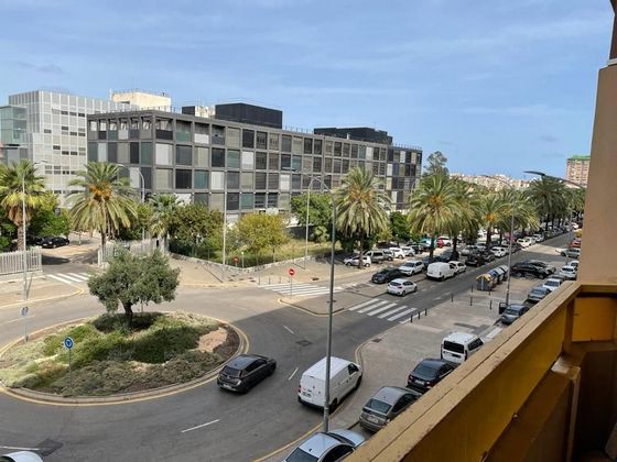 Foto 1 de Pis en venda a Ciutat Jardí de 4 habitacions amb balcó i aire acondicionat