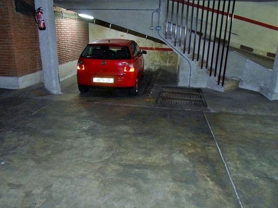 Foto 2 de Garaje en alquiler en calle Del Gravador Esteve de 10 m²