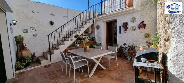 Foto 1 de Venta de casa en calle Pencas de 4 habitaciones con terraza y piscina