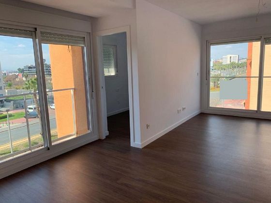 Foto 2 de Venta de piso en Juan Carlos I de 3 habitaciones con garaje y balcón