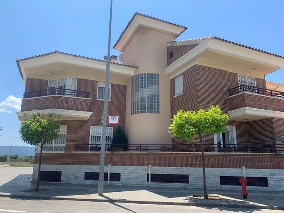 Foto 2 de Casa adosada en venta en Guadalupe de 4 habitaciones con terraza y garaje