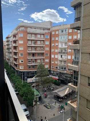 Foto 1 de Venta de piso en Centro - Murcia de 5 habitaciones con terraza y garaje