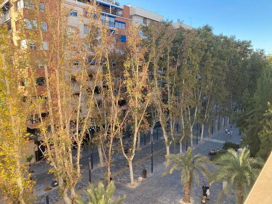 Foto 1 de Pis en venda a Centro - Murcia de 3 habitacions amb terrassa i garatge
