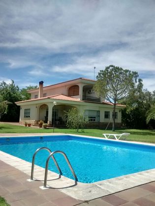 Foto 1 de Chalet en venta en Ctra de Sevilla - Ronda sur de 5 habitaciones con terraza y piscina