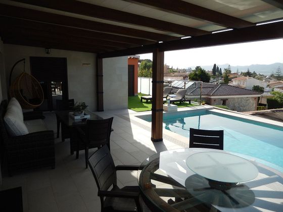Foto 1 de Xalet en venda a calle Del Arroyo de 4 habitacions amb terrassa i piscina