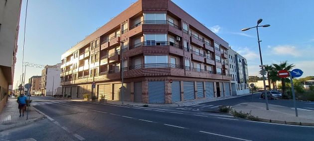 Foto 1 de Venta de piso en Vilamarxant de 3 habitaciones con terraza y garaje
