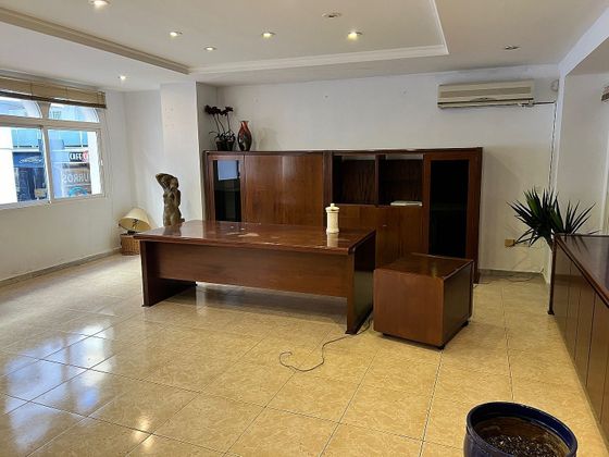 Foto 1 de Oficina en venda a calle Maria Barranco de 197 m²