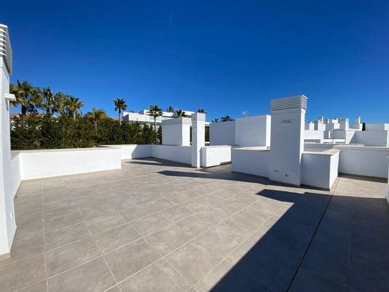 Foto 2 de Àtic en venda a Torrequebrada de 3 habitacions amb terrassa i piscina
