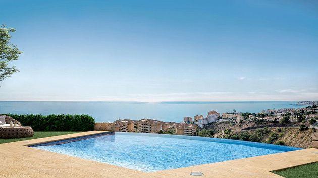 Foto 1 de Casa en venda a Las Gaviotas de 4 habitacions amb terrassa i piscina