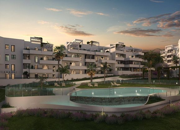 Foto 1 de Ático en venta en El Mayorazgo - El Limonar de 3 habitaciones con terraza y piscina