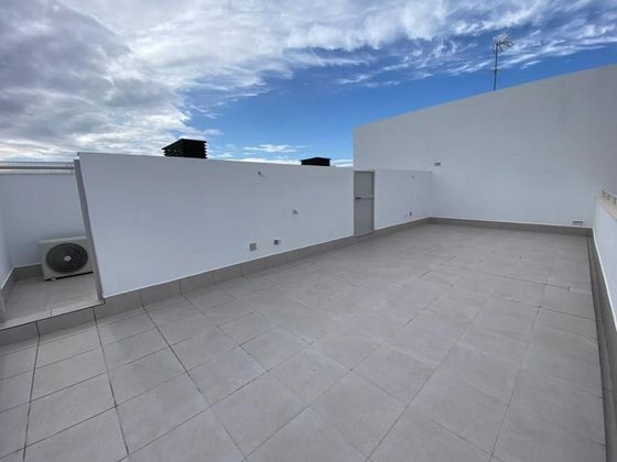 Foto 1 de Venta de ático en Puerto de la Torre - Atabal de 2 habitaciones con terraza y piscina